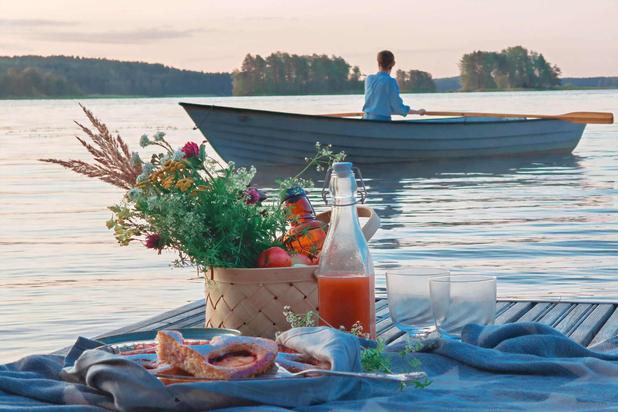Picnic by the Lake Saimaa, Lappeenranta © GoSaimaa
