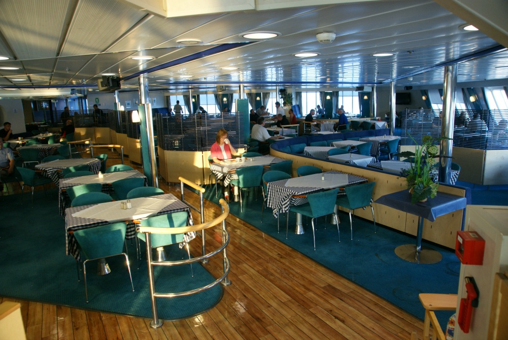 Finnlines_Restaurant-on-MS-Finnclipper_©-Dirk-HourticolonFinnlines_1000.jpg