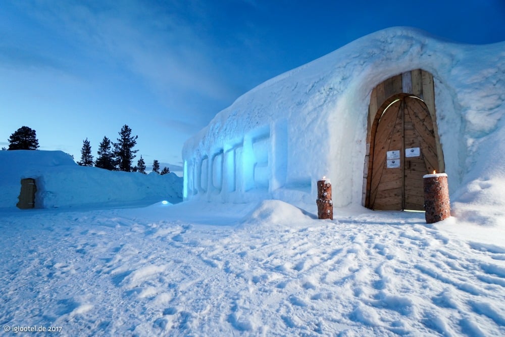 ITB Aussteller FlyCar / IGLOOTEL
