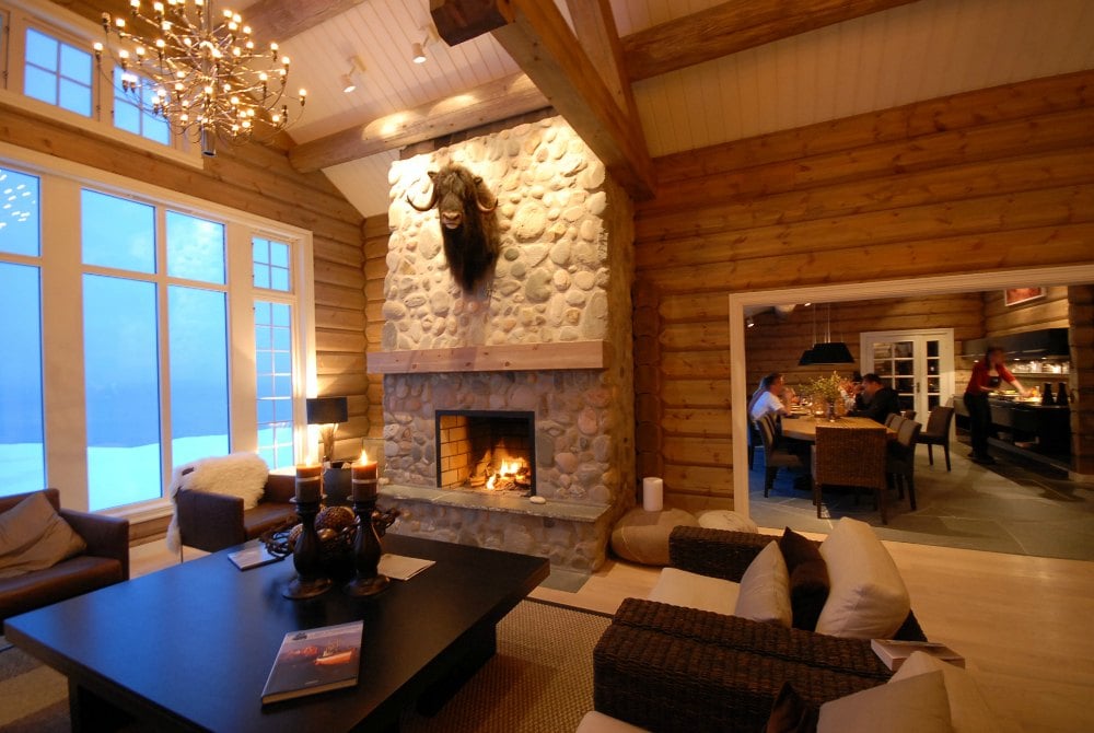 Lyngen Lodge G-Austick