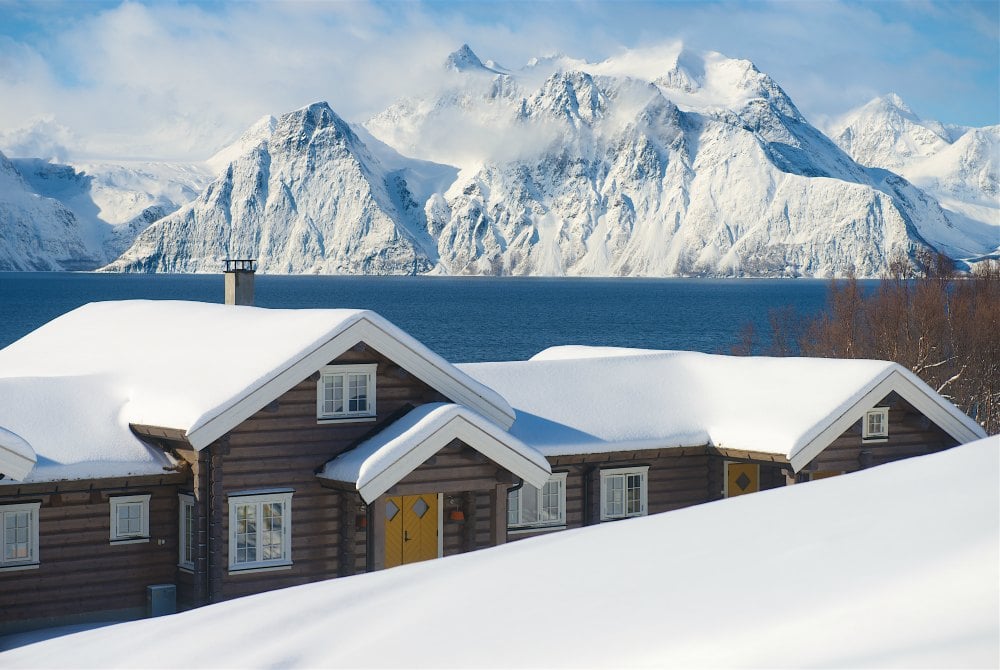 Lyngen Lodge Winter Outdoor