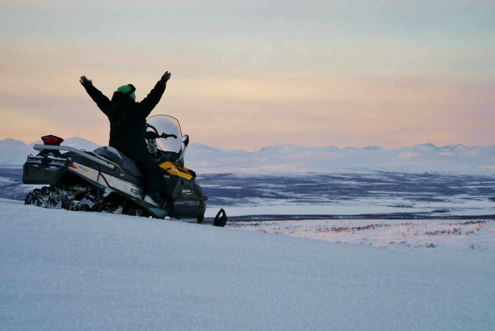 Máttaráhkká-Bergtour-Motorschlitten-Kiruna