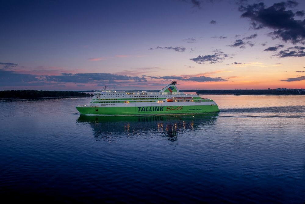 Tallink Silja Line-Tallink Shuttle-Star bei Nacht2-jokemedia_1000