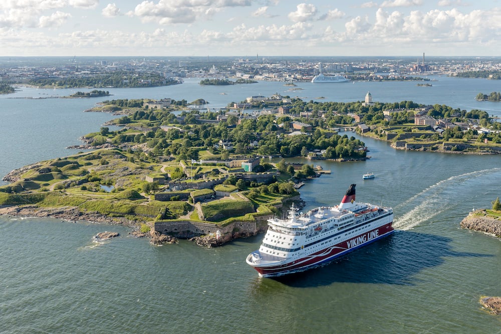 MS/ Gabriella vor Suomenlinna