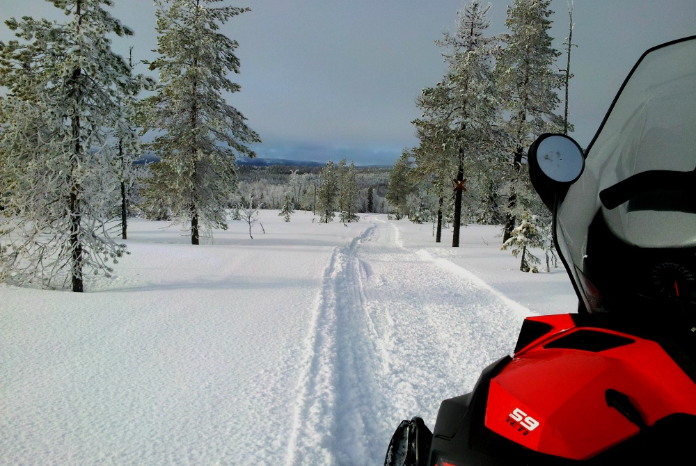 Schneemobilwochenende Schwedisch Lappland