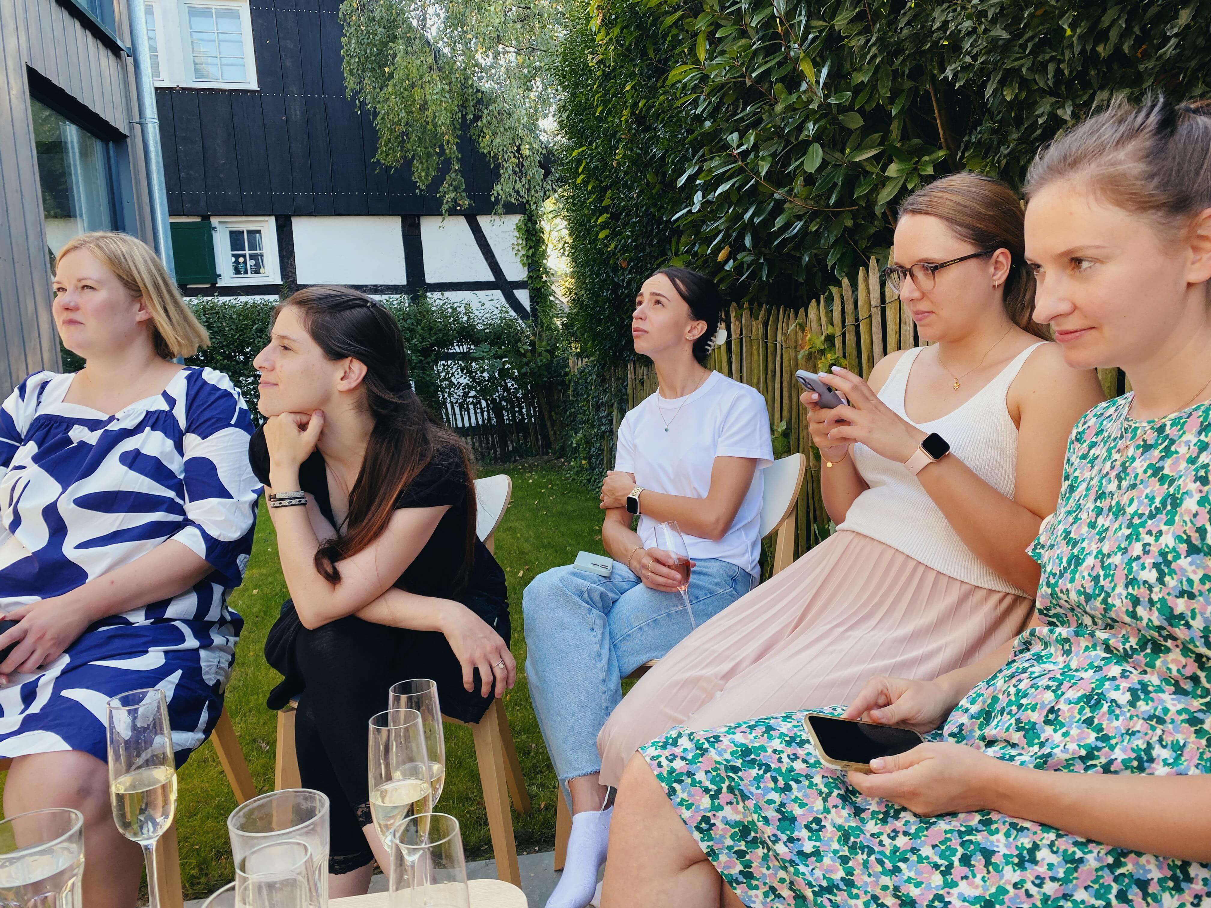 Pia Manninen, Anna Schneppenheim, Albina Beqiraj, Svenja Bedner ja Marline Geisler