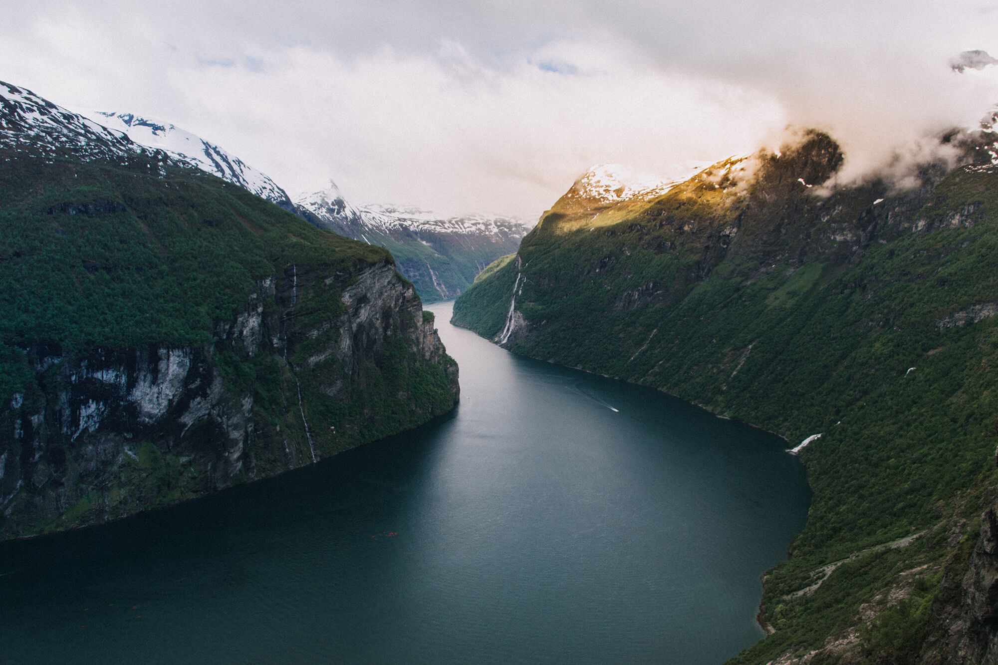 #NordicNews Fjorde 20092022 © Krisjanis Mezulis Unsplash
