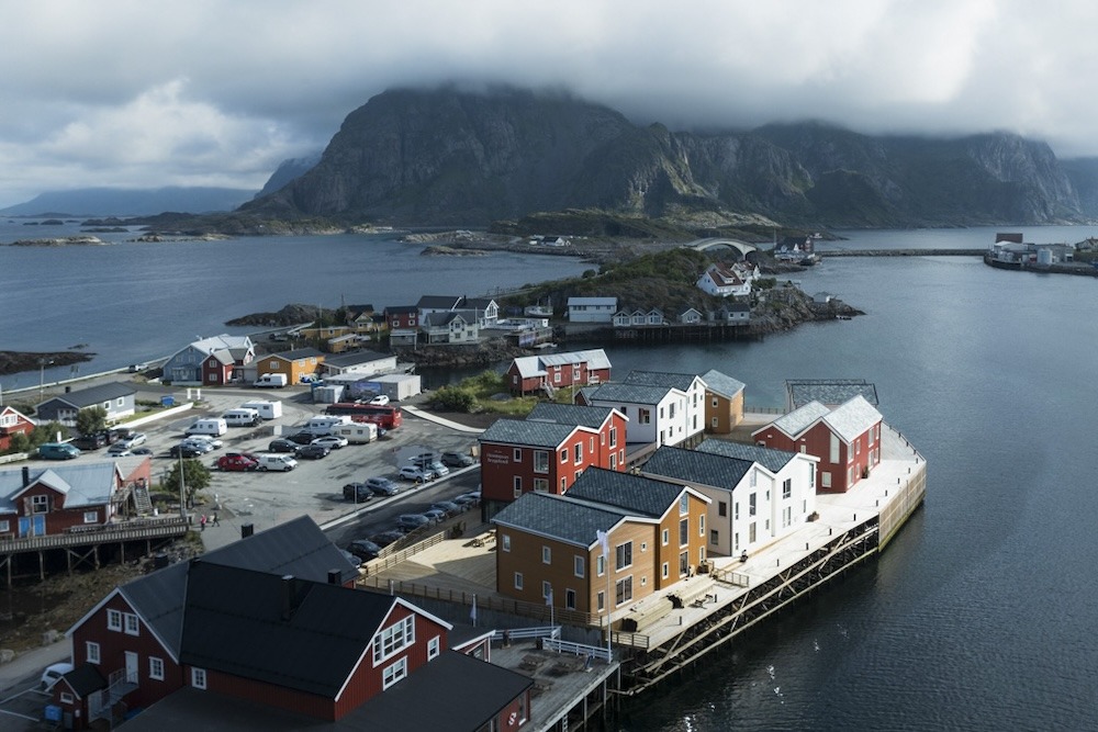 ©HenningsvaerBrygghotell Erik Werner