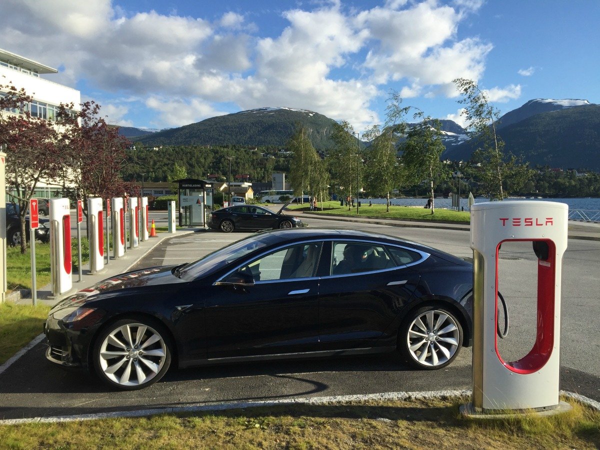 Ladestation für E-Autos in Norwegen. 
