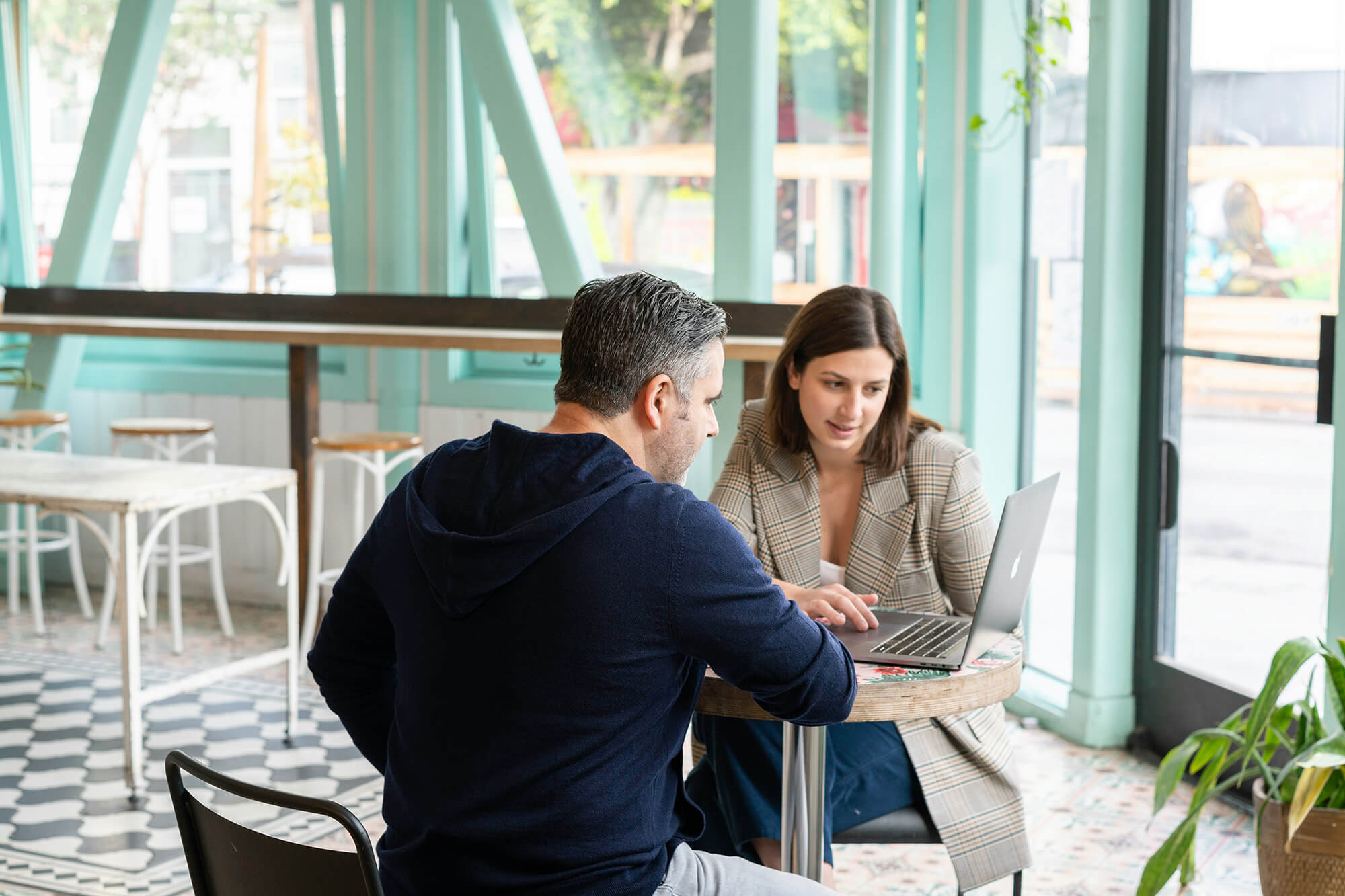 Sales Meeting by Linkedin Solutions Unsplash