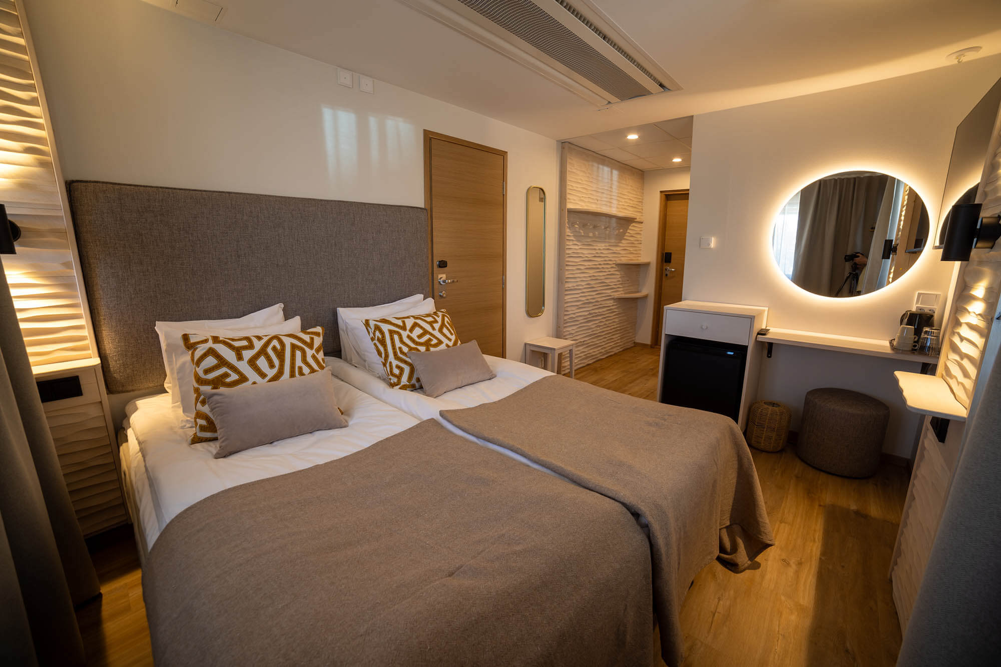 BCR_SantasResortSpaHotelSani