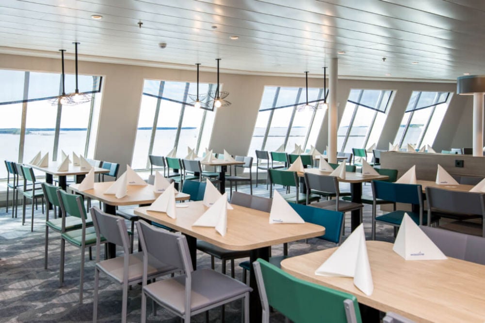 Wasaline-Archipelago-Buffet-Aurora-Botnia