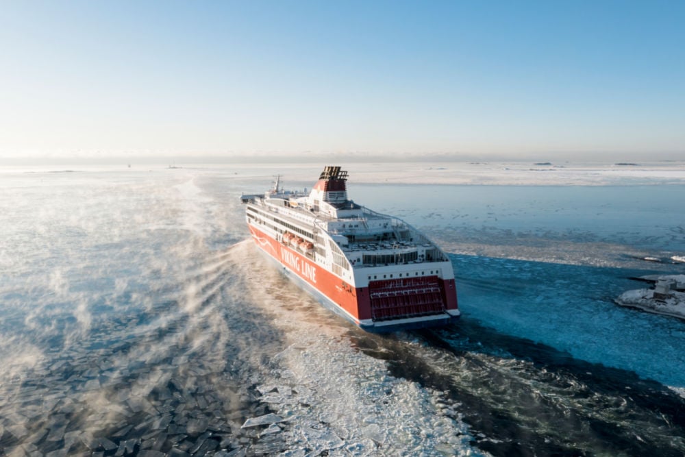 Viking Line-ship at sea in winter © Tuomas Uusheimo _ Keksiagency