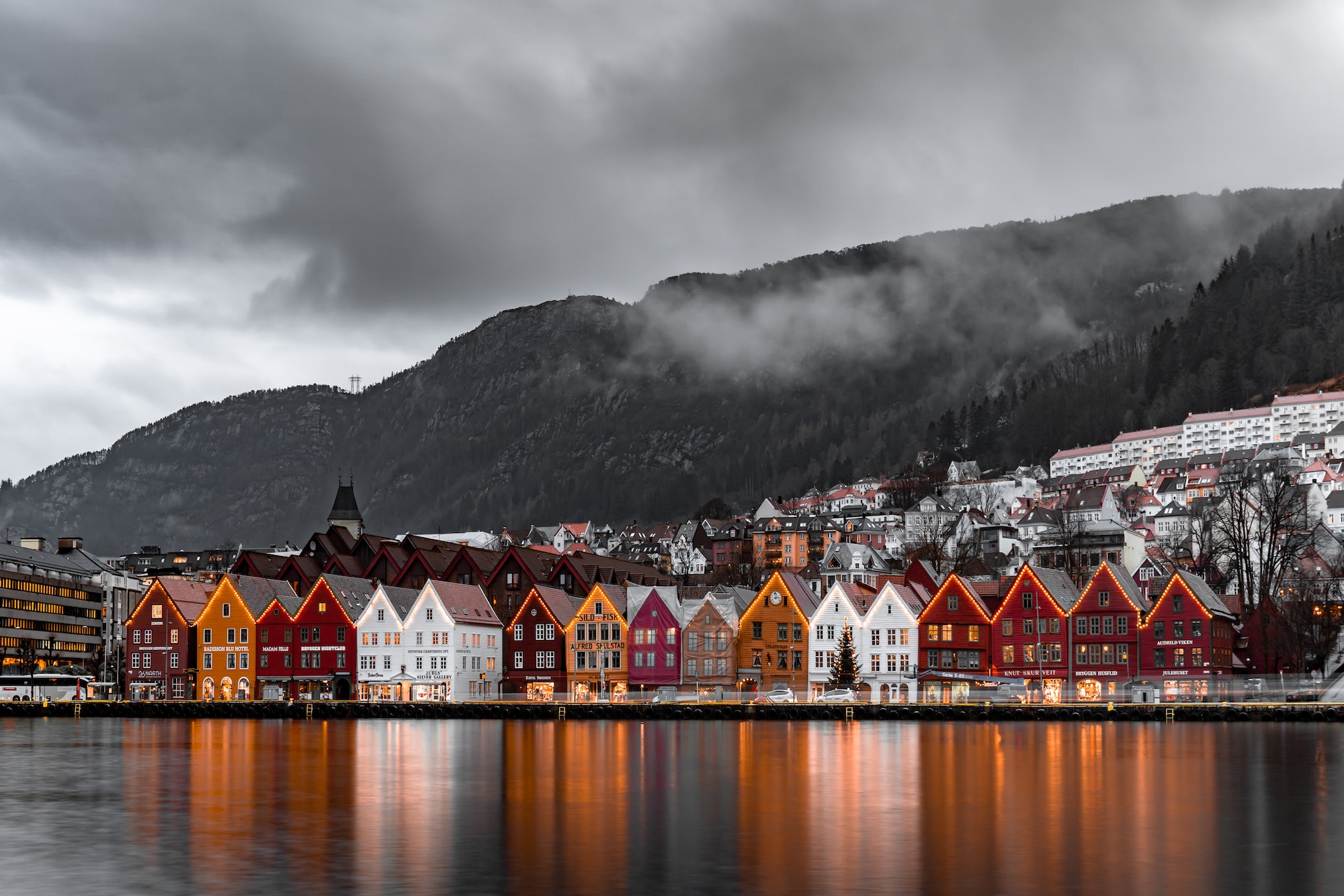 Michael-Fousert-unsplash_Norway