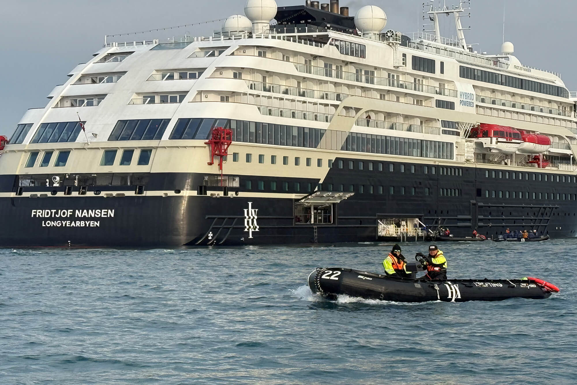 HX Hurtigruten Expeditions