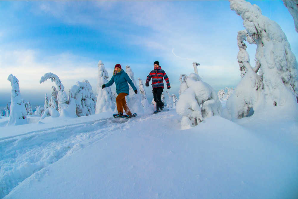 Syote-snowshoeing