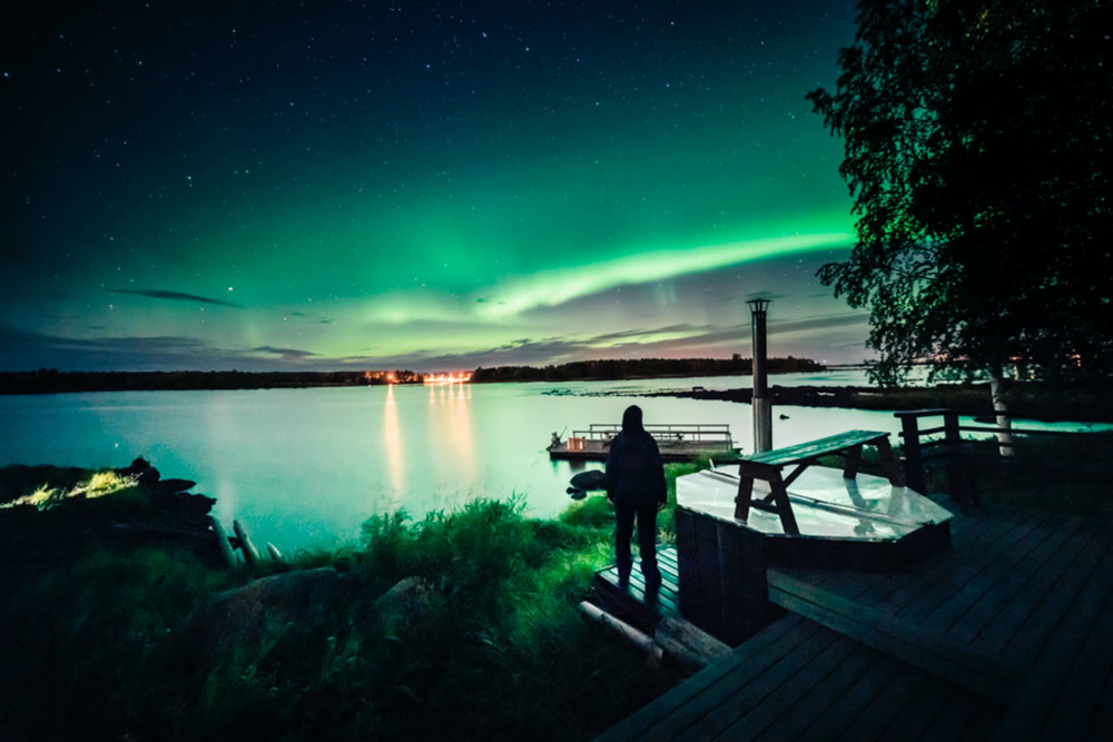 HaparandaTornio pohjolan-safarit-northern-lights-by-siikakartano © Salonki Travels